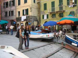 Xtrallusion photo gallery of Italy. Photos, pictures, images and photographs of the Italian Rivieras, the Italian Lakes, the Italian Alps, the Cinque Terre, the Amalfi coast and some of the most beautiful corners of Italy. Plus photos of Italian cities such as Pisa, Milan, Genoa and Rome.